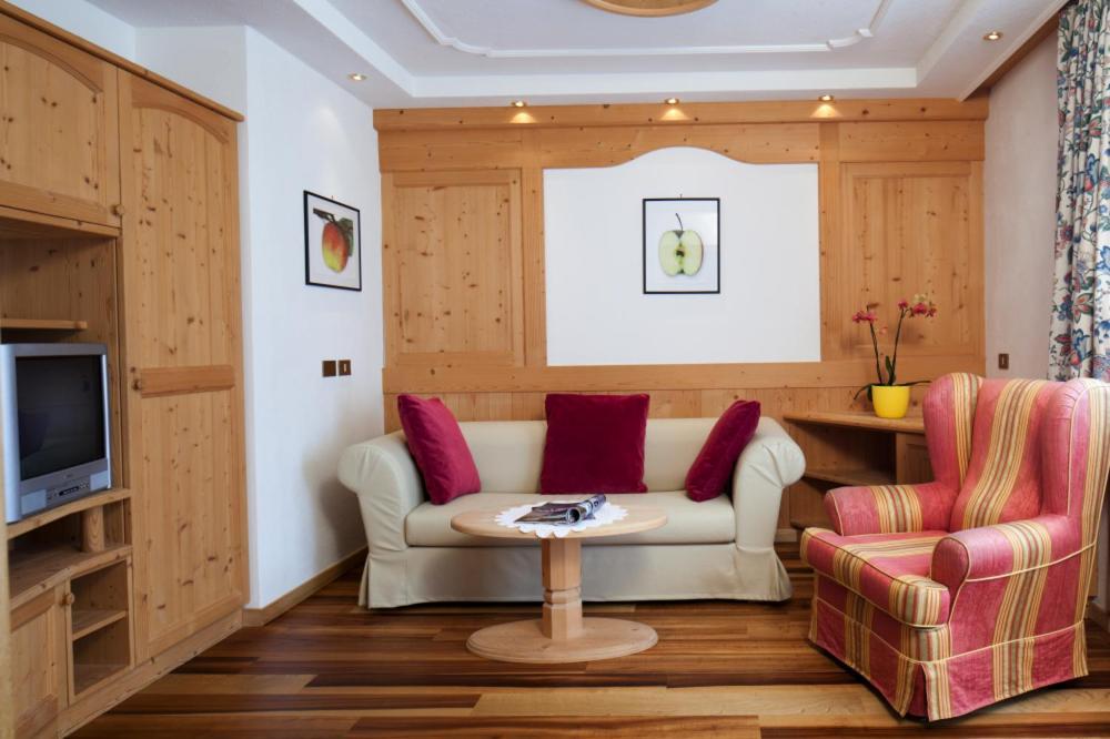Hotel Ciasa Roby 3*