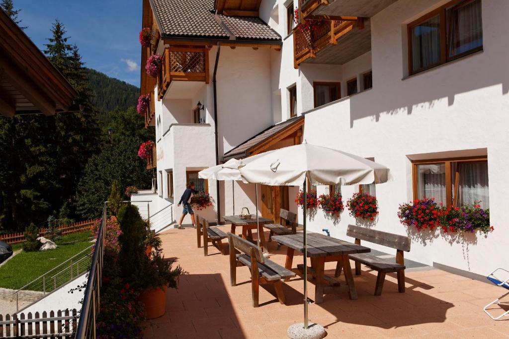 Ciasa Roby San Cassiano (Badia)
